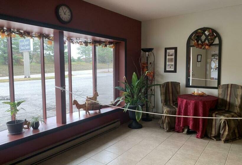 מוטל Bancroft Inn & Suites