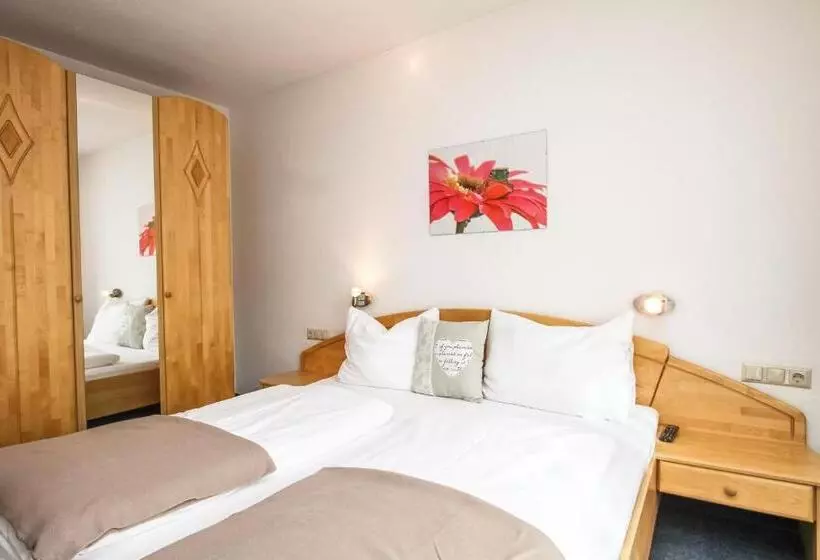 ペンション Gruber's Gästehaus