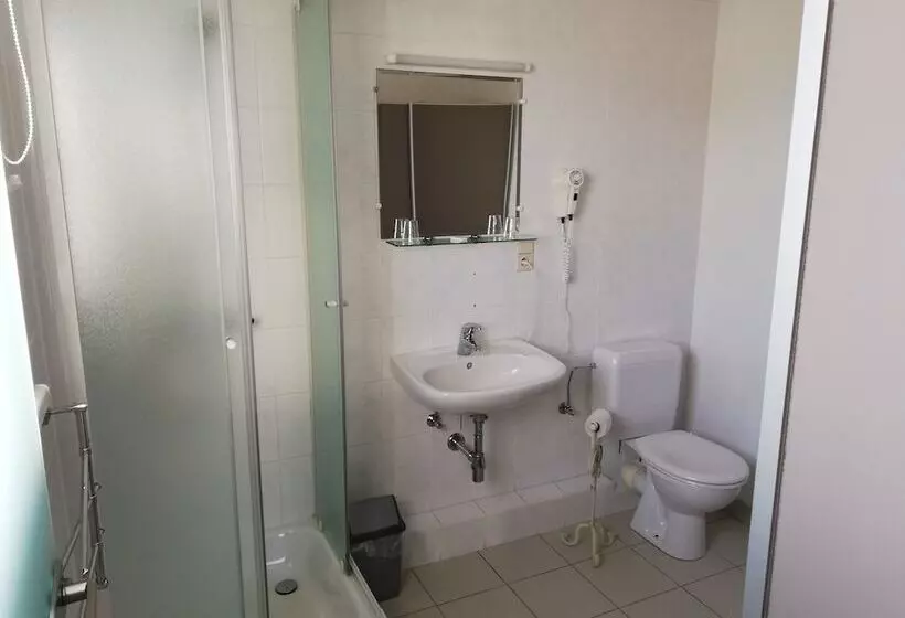 Majatalo Logies Het Maantje