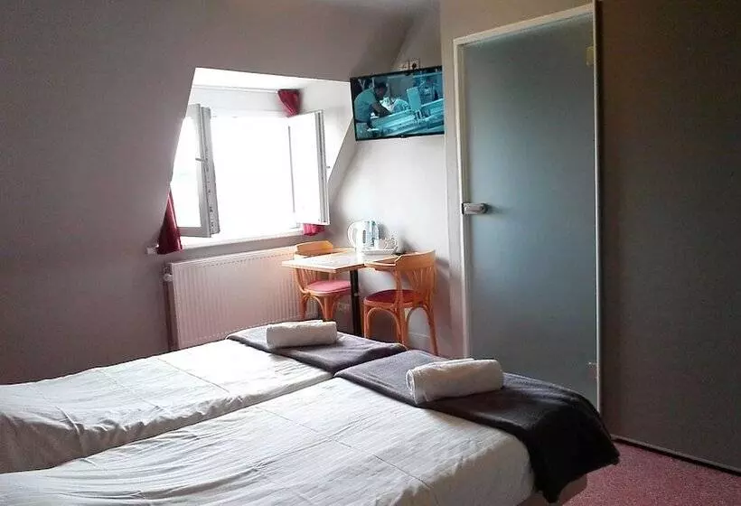 Majatalo Logies Het Maantje