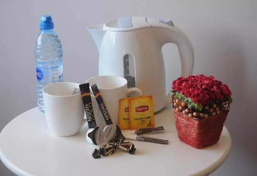 Majatalo Logies Het Maantje