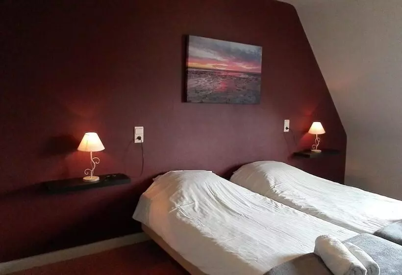 Majatalo Logies Het Maantje