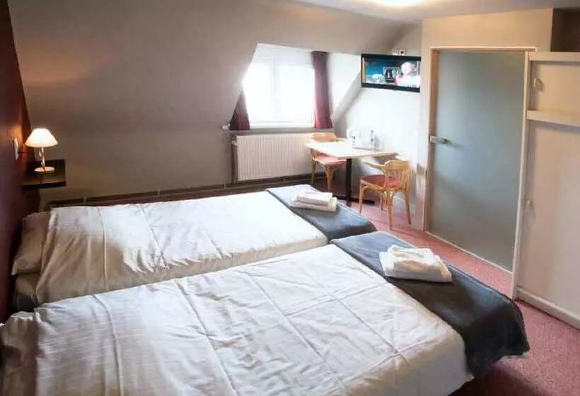 Majatalo Logies Het Maantje