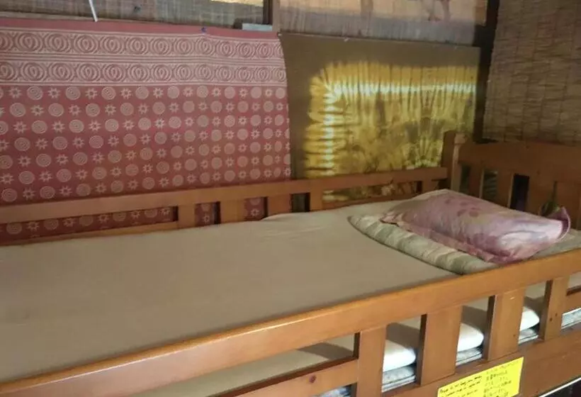 ペンション Okinawa Motobu Guest House