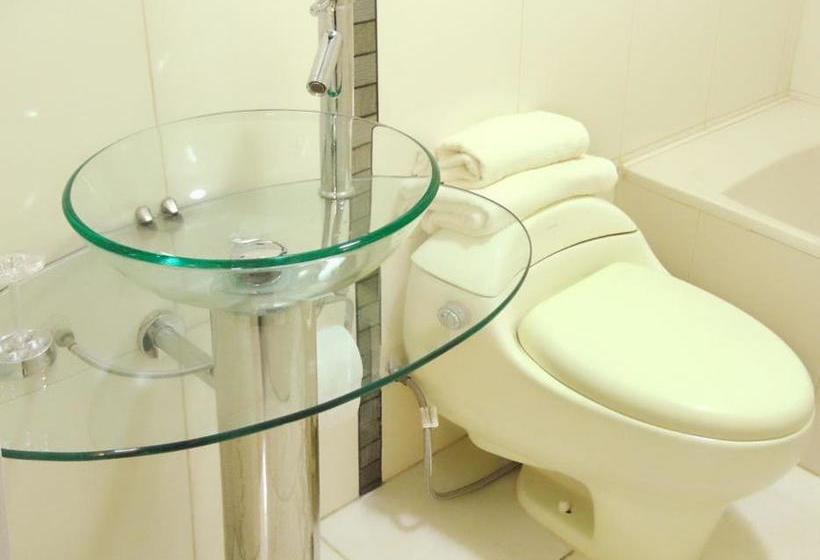 هاستل Hikari Hostal