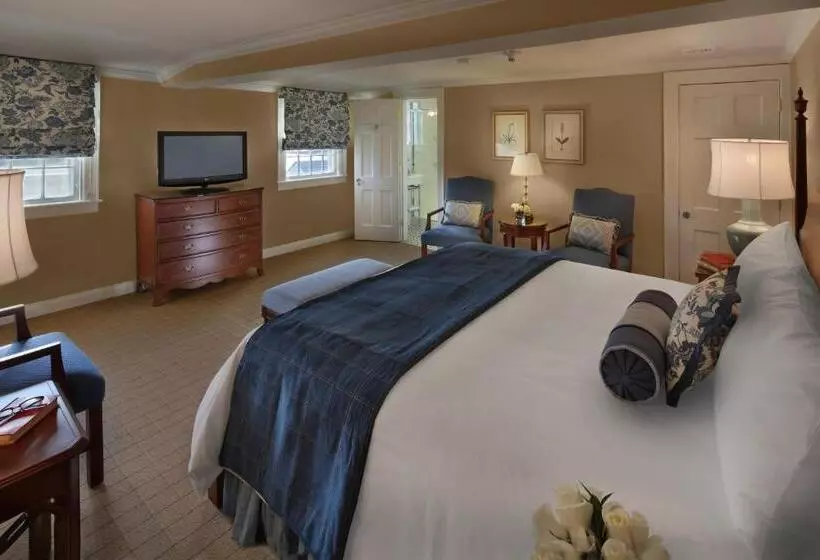 Retkeilymaja Inn On Boltwood