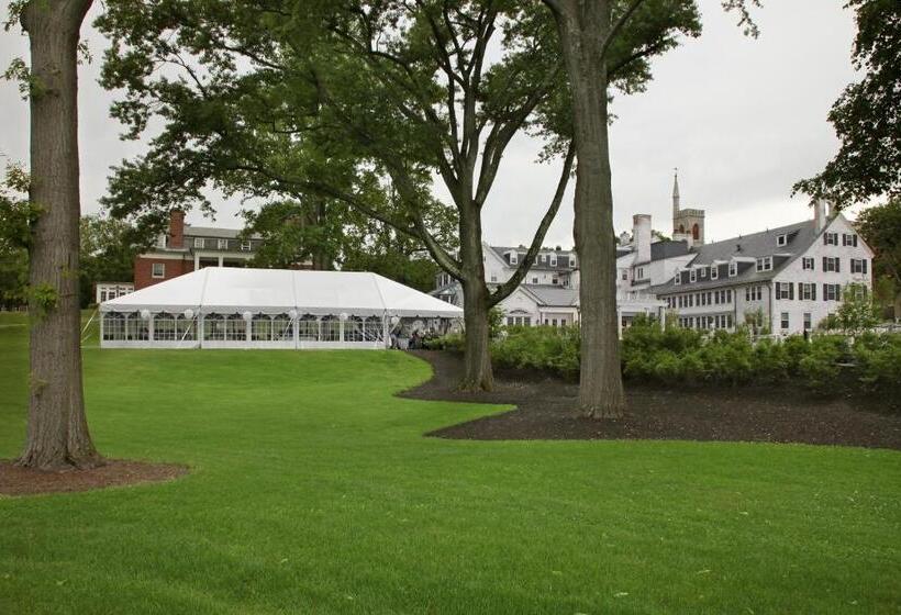 הוסטל Inn On Boltwood