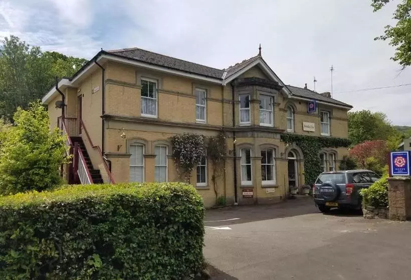 Aamiaismajoitus (B&B) Foxhills Of Shanklin