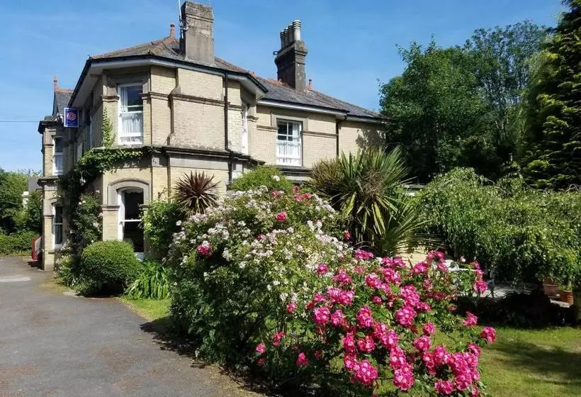 Aamiaismajoitus (B&B) Foxhills Of Shanklin