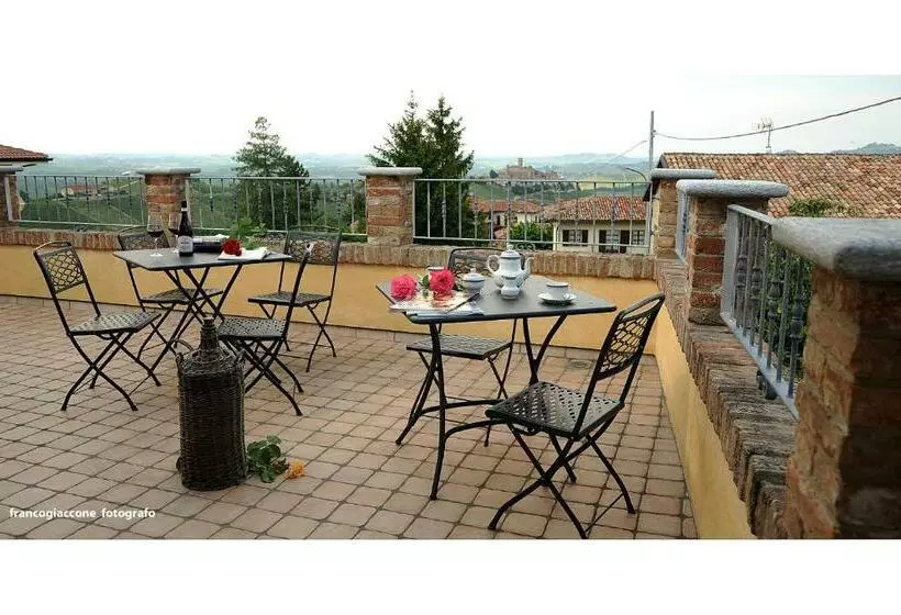 ホテル Agriturismo Bianconiglio