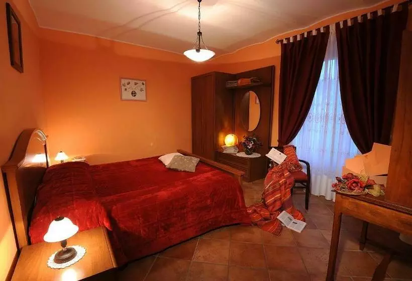 ホテル Agriturismo Bianconiglio