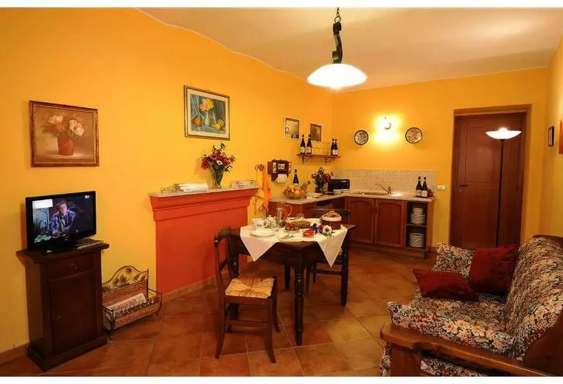 ホテル Agriturismo Bianconiglio