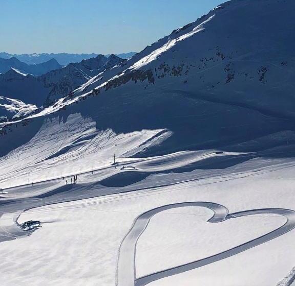 پانسیون Apart Garni Mirabell