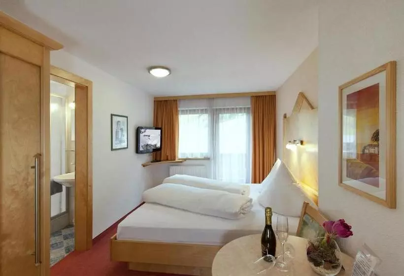 ペンション Apart Garni Mirabell