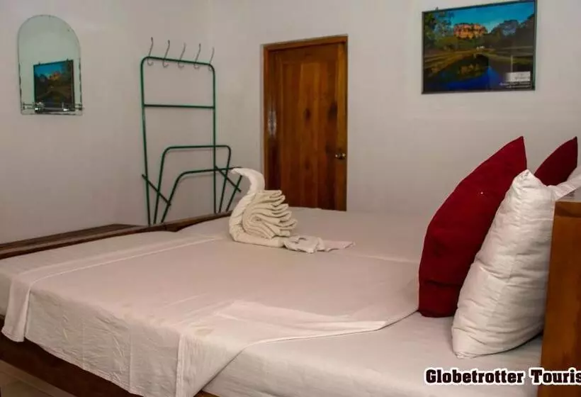پانسیون Globetrotter Tourist Inn