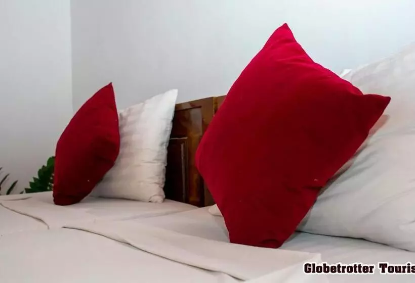 پانسیون Globetrotter Tourist Inn