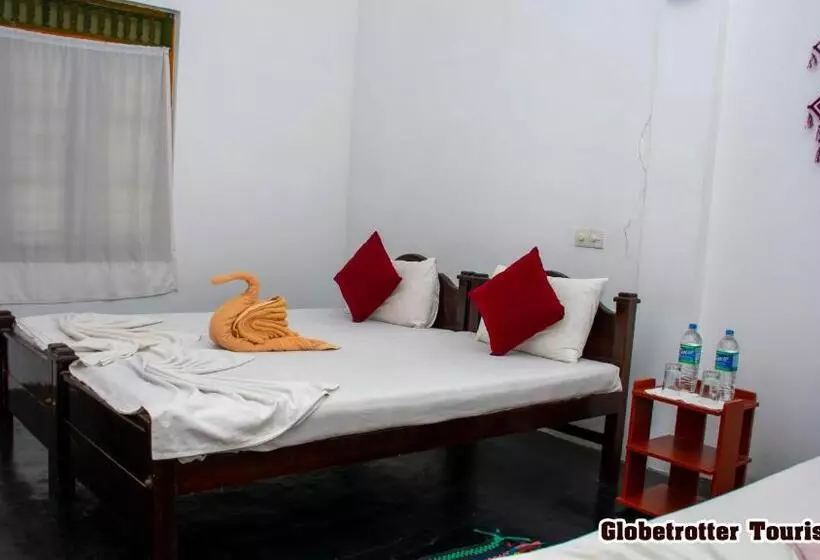 پانسیون Globetrotter Tourist Inn