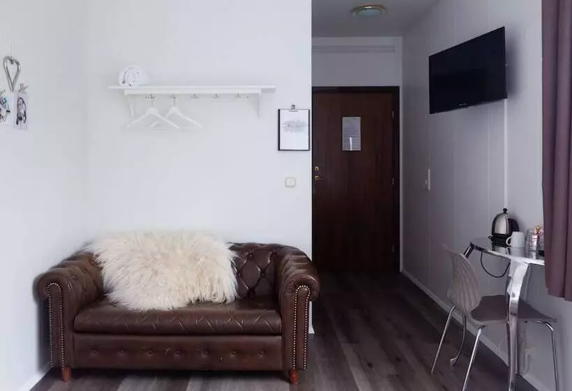 پانسیون Guesthouse Hamar