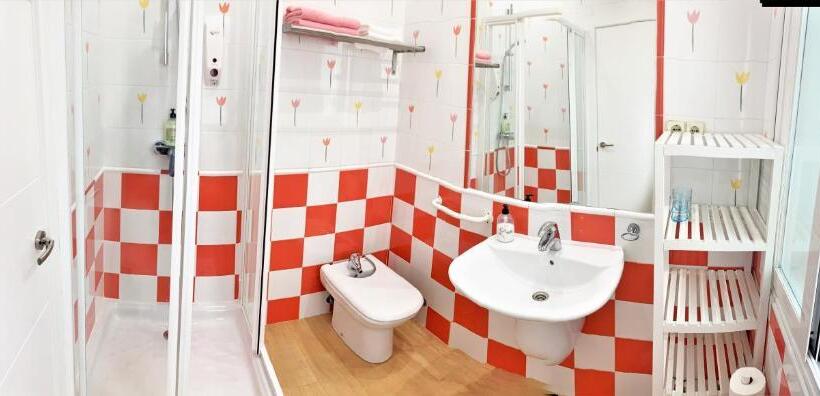 پانسیون Hostal Arco Iris