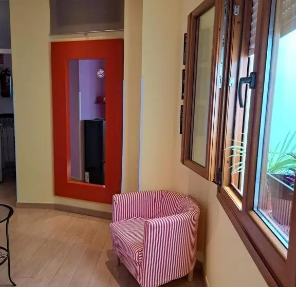 پانسیون Hostal Arco Iris
