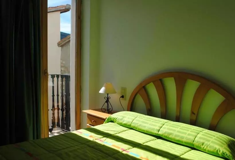 پانسیون Apartamentos Vicenta