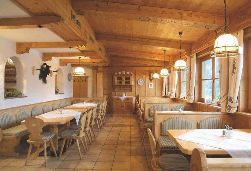 ペンション Jausenstation Pfefferbauer