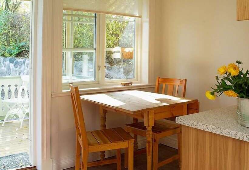 פנסיון L Villa Vesta