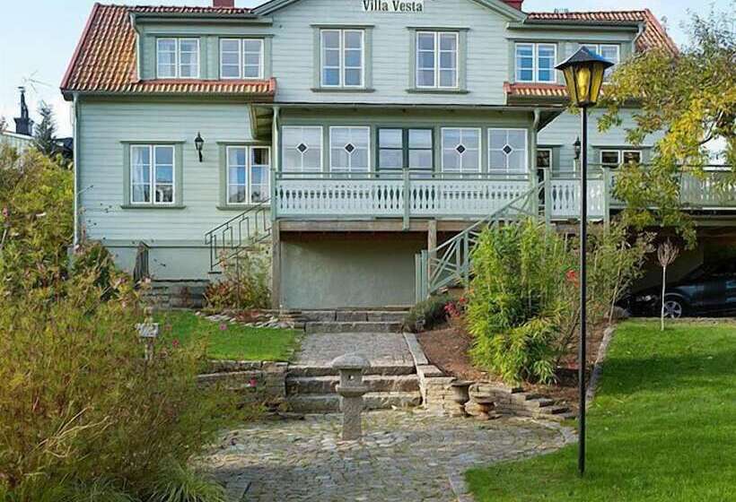 פנסיון L Villa Vesta