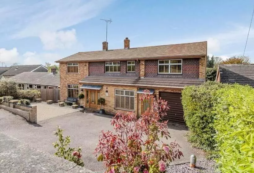 Majatalo Richmond Lane Guest House   Aa Accredited