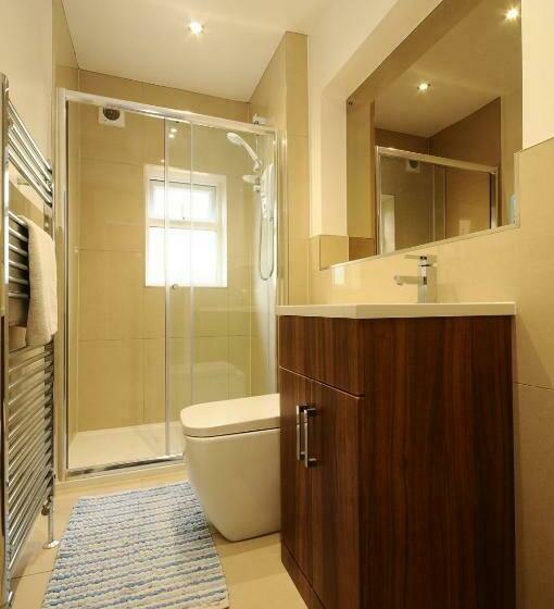 پانسیون The Rathmore