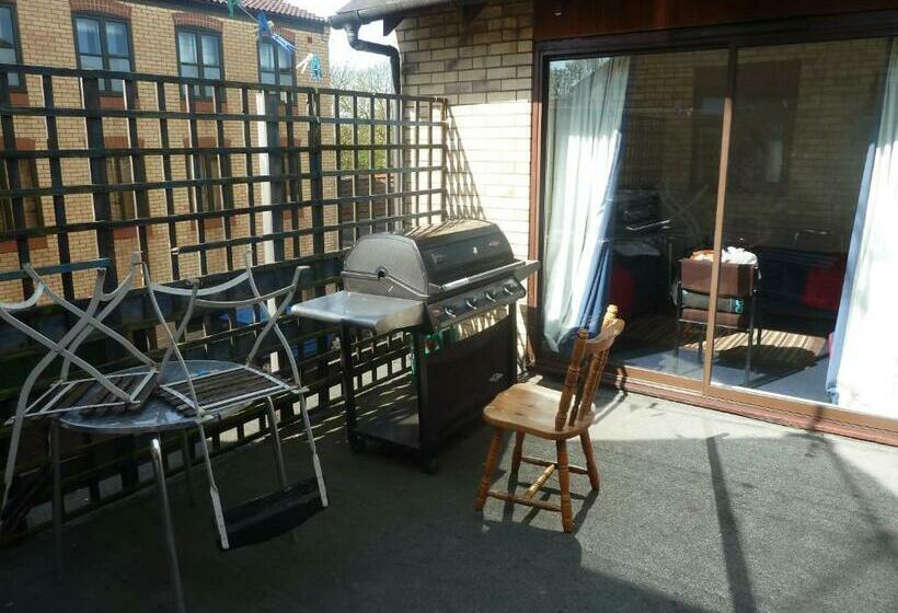 پانسیون The Rathmore