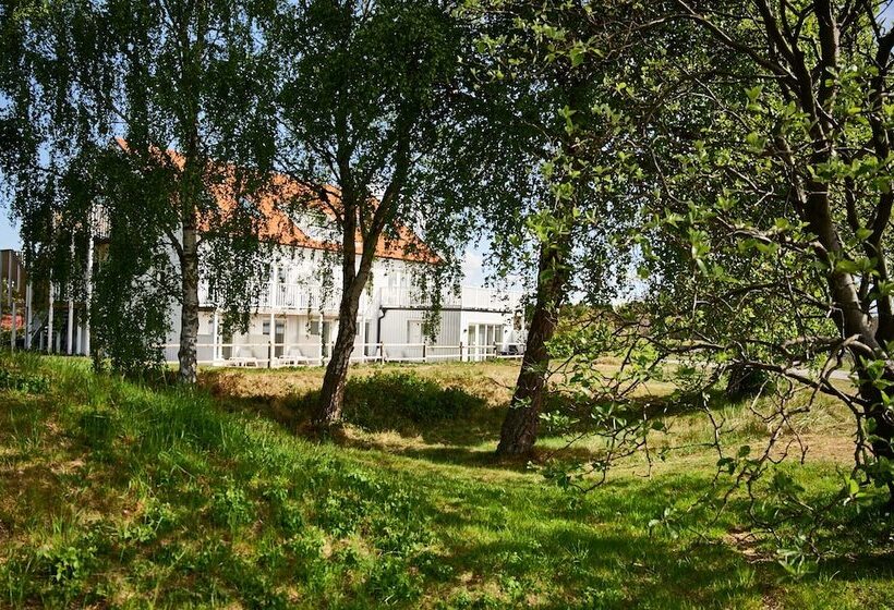 Lotsvillans Vandrarhem