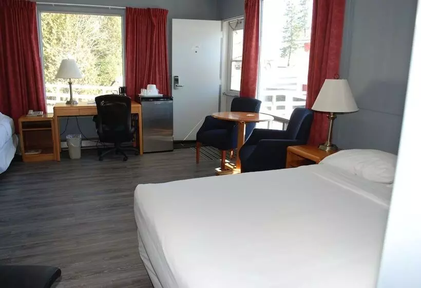 ユースホステル Rodeway Inn