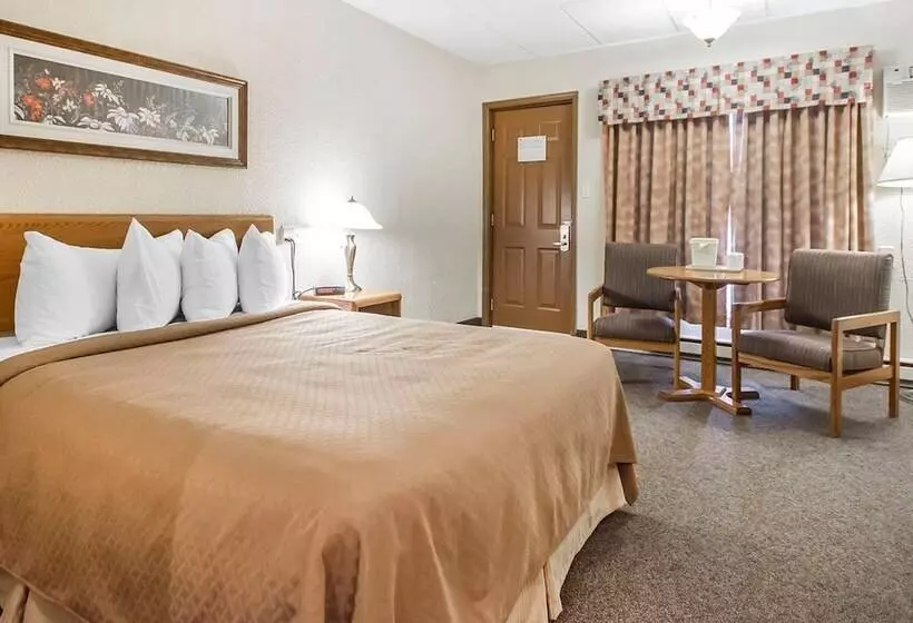 ユースホステル Rodeway Inn