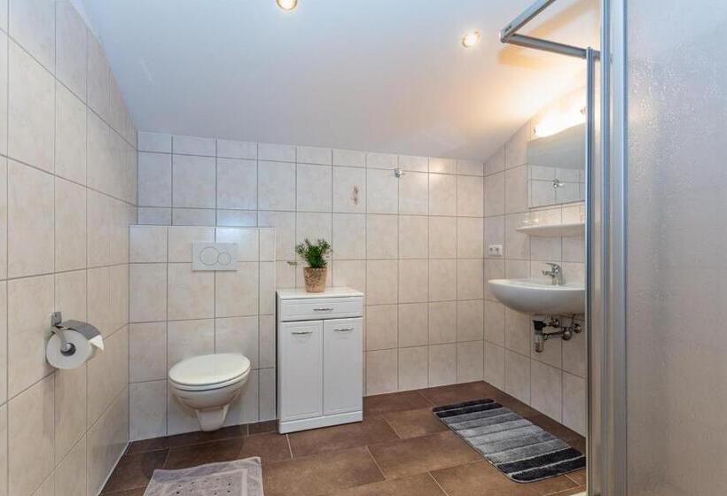 בית מלון כפרי Klockergut