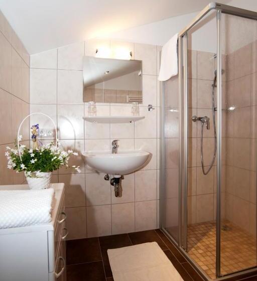 בית מלון כפרי Klockergut