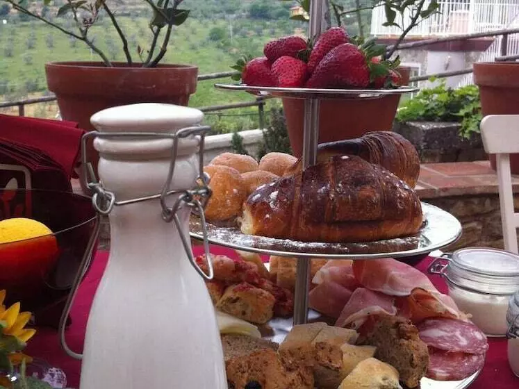 هتل Podere Delle Fanciulle