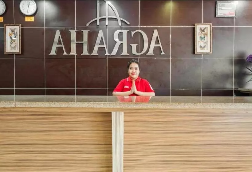 ホテル Agraha Makassar