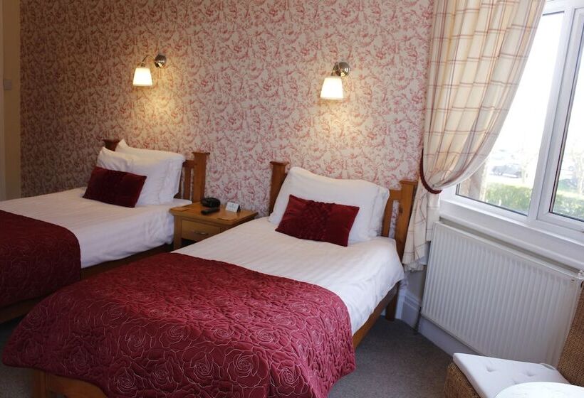 פנסיון Beamsley Lodge