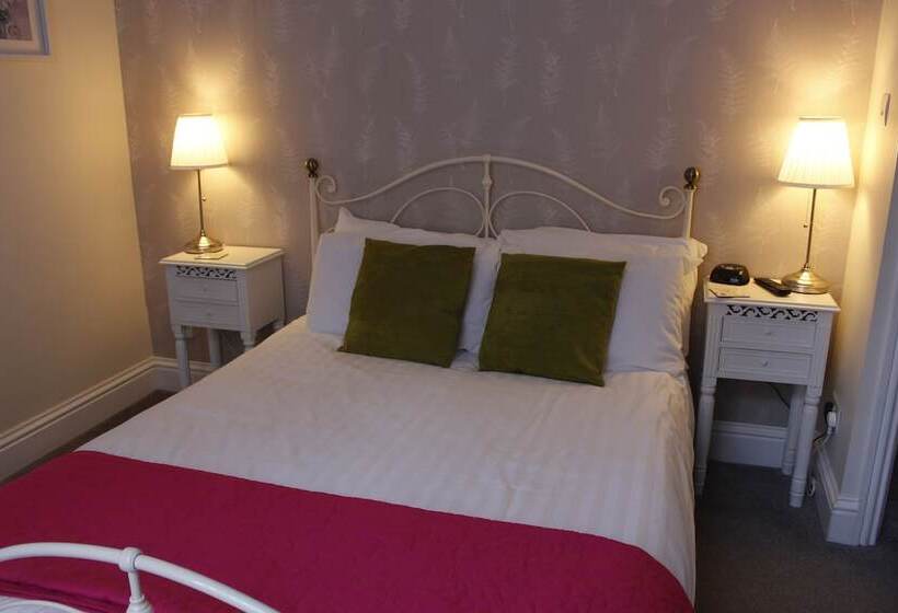 פנסיון Beamsley Lodge