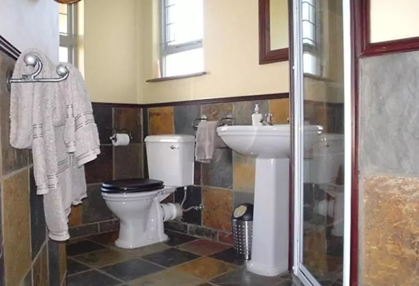 Majatalo Burrough Place