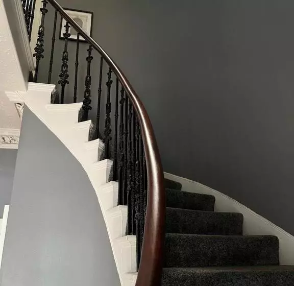 پانسیون Glenaldor House B&b