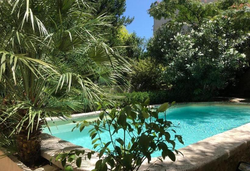 پانسیون Le Couvent