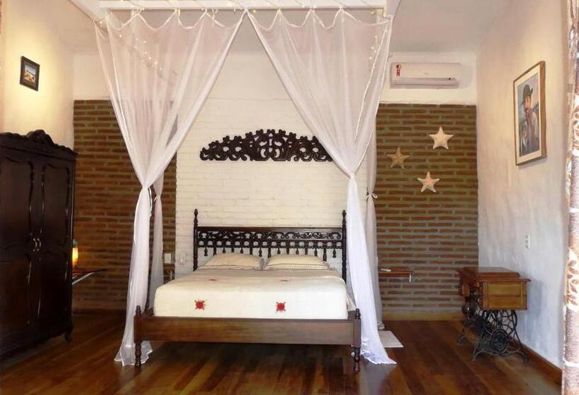 ペンション Pousada O Refúgio