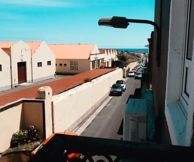 پانسیون Vintage Place   Azorean Guest House