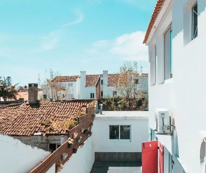 پانسیون Vintage Place   Azorean Guest House