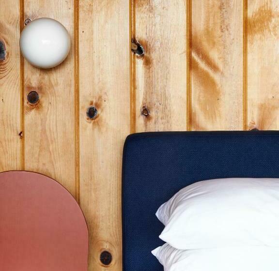 旅馆 Captain Whidbey