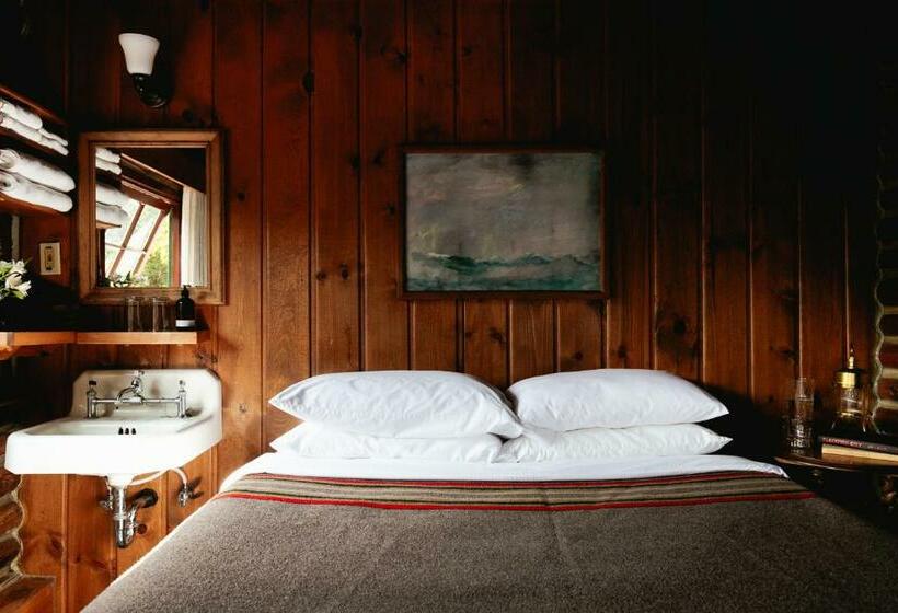 旅馆 Captain Whidbey