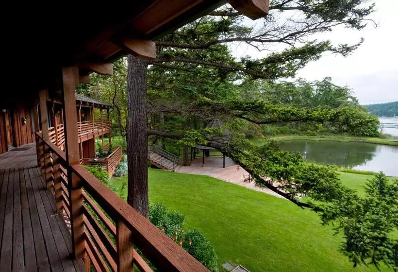 Retkeilymaja Captain Whidbey