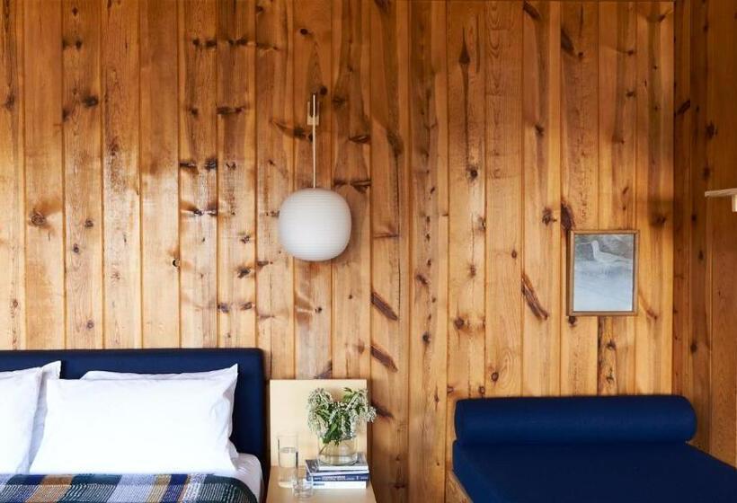 旅馆 Captain Whidbey